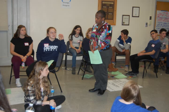 Joan Grangenois-Thomas from the Anti-Defamation League leads discussion among Hasting High School students in the anti-bias education program called &quot;A World of Difference.&quot;