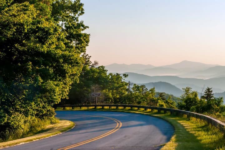 A 42-year-old Fairfax man died on June 18 after he lost control of his motorcycle on the Blue Ridge Parkway.