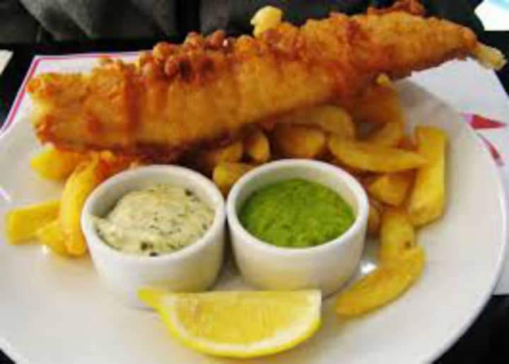 The Ringwood Ambulance Auxiliary plans a Fish &amp; Chips (or Chicken) fundraising dinner.