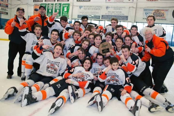 Mamaroneck High School&#x27;s varsity hockey team advanced to the Division 1 state final in Buffalo on Saturday with a 5-2 win over Pittsford. It&#x27;s the Tigers&#x27; first shot at a state title since 2009.