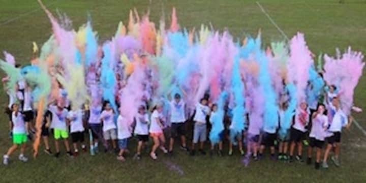 The Elmsford Union Free School District will hold a color run for students and the public on Saturday, June 4, in an effort to get all involved in getting fit.