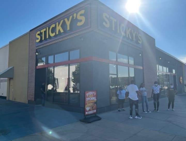 Sticky&#x27;s has opened its first Westchester County location in Yonkers.