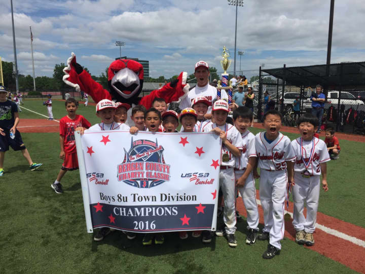 The Englewood Cliffs Little League 8U Travel Team won the Bergen County Charity Classic.
