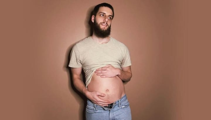 Maryland native and social media influencer Mike Khoury has announced he is expecting a child.
