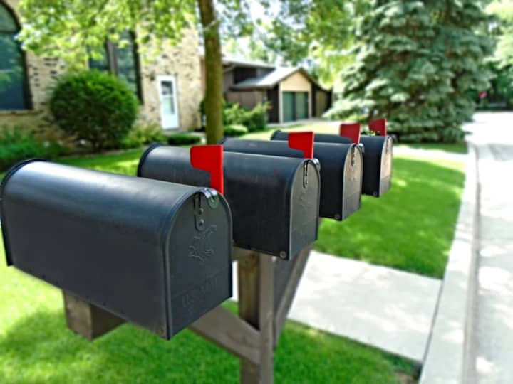 Police in Fairfield County issued an alert to residents about a string of mail thefts.