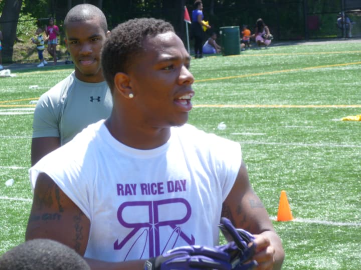 New Rochelle&#x27;s Ray Rice is up for an ESPN Espy Award for Best Play.