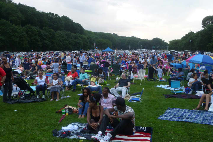 Thousands of Westchester residents braved muggy weather Wednesday evening for the county&#x27;s annual Fourth of July fireworks show at Kensico Dam Plaza in Valhalla.