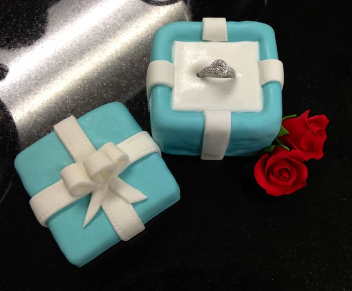 The Ritz-Carltons Crème de la Crème Sweets pastry team created an edible engagement ring box for a couple who frequents the hotel.