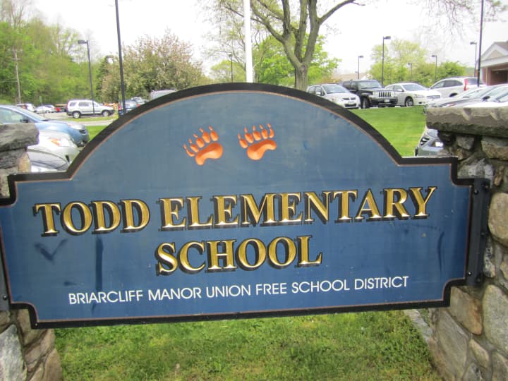 The majority of Briarcliff Manor students scored higher than the state average.