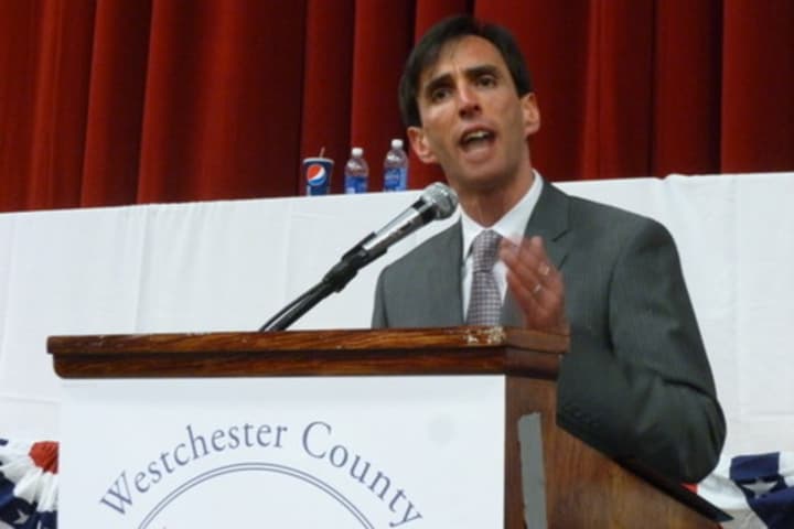 A New Rochelle Latino group will endorse Noam Bramson for County Executive on Monday.
