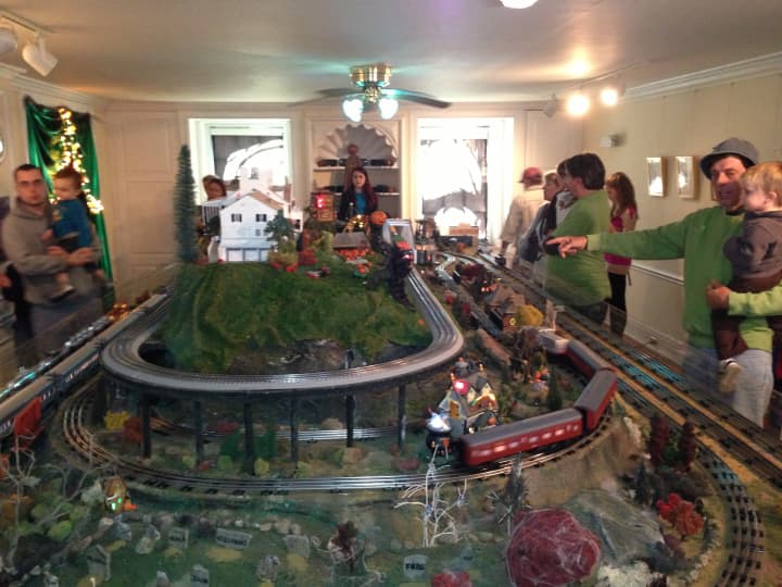 Lasdon Park is playing host to the annual Halloween Train Show.