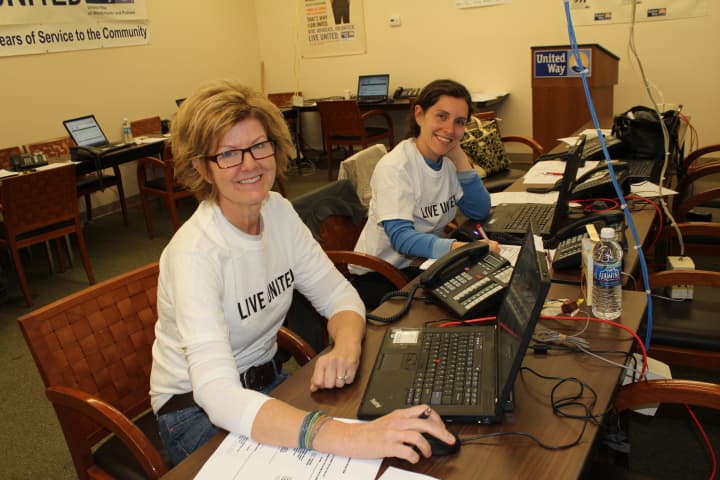 Volunteers for United Way of Westchester and Putnam&#x27;s 2-1-1 helpline help field hundreds of calls daily.