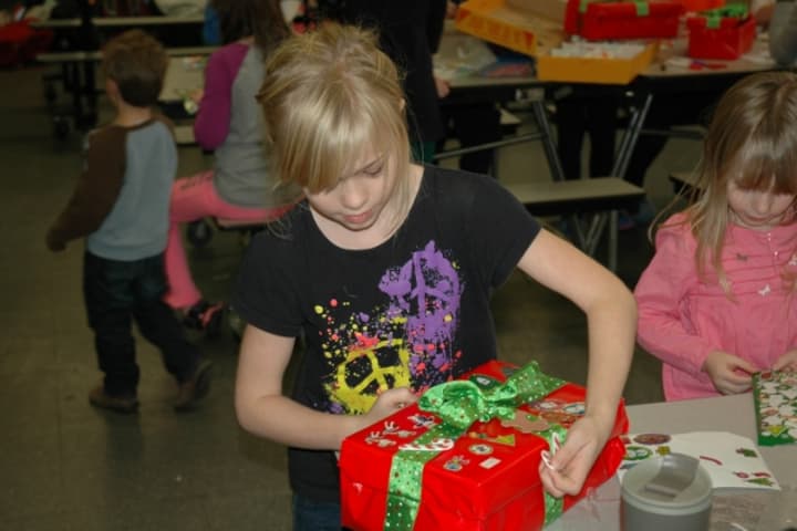 Students from Darien&#x27;s Royle School recently helped decorate Holiday Hope Chests for foster children in Bridgeport. 