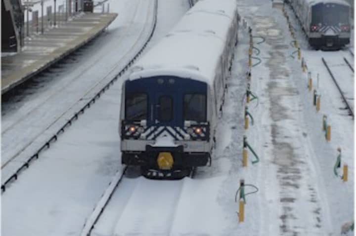Prepare for winter train travel with tips from Metro-North.