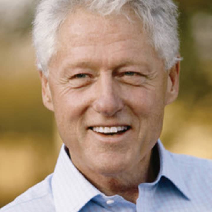 Bill Clinton will swear in Bill de Blasio as the new mayor of New York City on Wednesday, Jan. 1. 