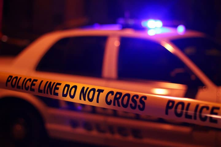 Yonkers police are investigating a Saturday night shooting that left a man with a gunshot wound in his stomach.