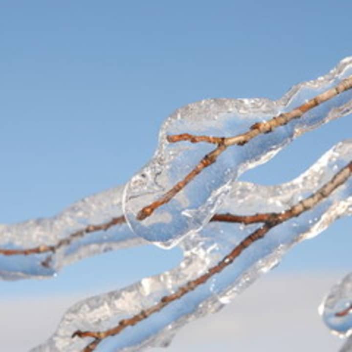 A freezing rain advisory in effect until 1 p.m. Sunday in Fairfield County. 