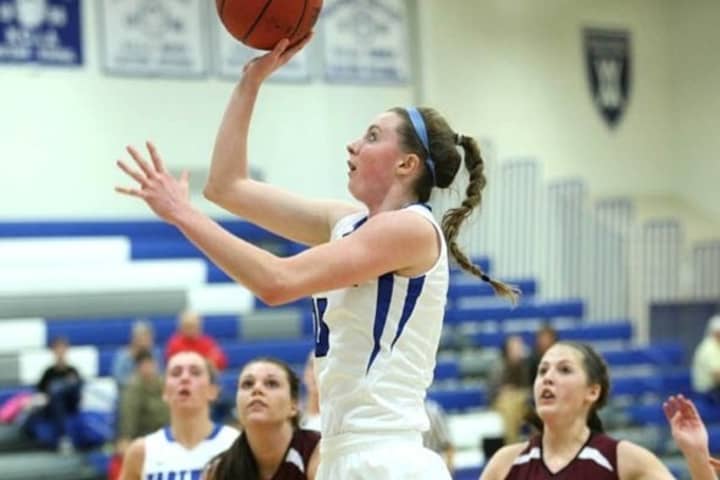 Easton&#x27;s Brittney Dumas, a sophomore at Hartwick College in New York, earned Empire 8 Women&#x27;s Basketball Player of the Week honors. She is a graduate of Joel Barlow.