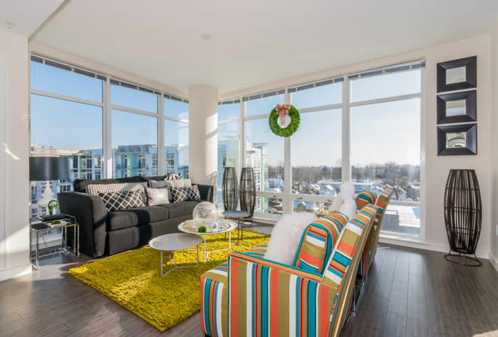 Postmark Apartments feature state of the art amenities and incredible views of Harbor Point