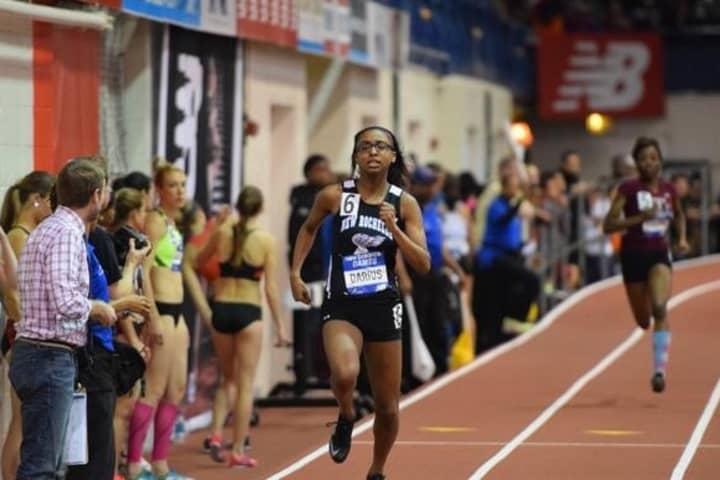 New Rochelle&#x27;s Symone Darius blazes to the top time in the United States in winning the 300 at the New Balance Games.