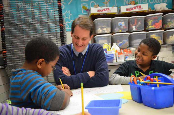 U.S. Rep. Jim Himes, who represents much of Fairfield County, visits with students at KT Murphy Elementary School in Stamford during last year&#x27;s Valentines for Vets program.