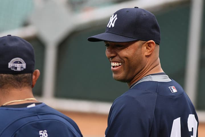 Former Yankee star Mariano Rivera will receive an award from Iona College in April. 