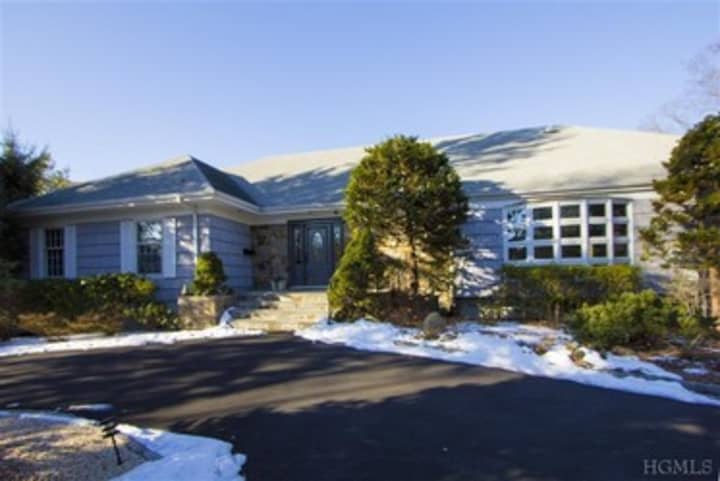 This house at 810 Pirates Cove n Mamaroneck is open for viewing this Sunday.