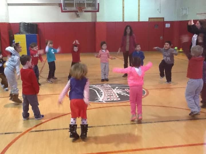 Students from The Chapel School and The New York School for the Deaf learn and play together.