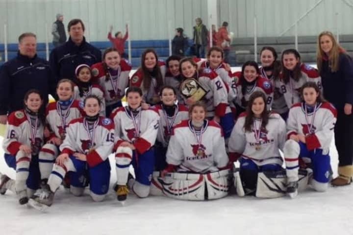 The Connecticut Ice Cats Under-12 girls hockey team, which is sponsored by the Darien Youth Hockey Association, won the Tier II state tournament last weekend.