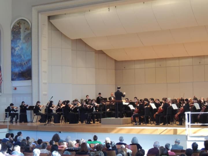 The Norwalk Symphony Orchestra presents its third annual Messiah Sing-Along and Holiday Extravaganza.