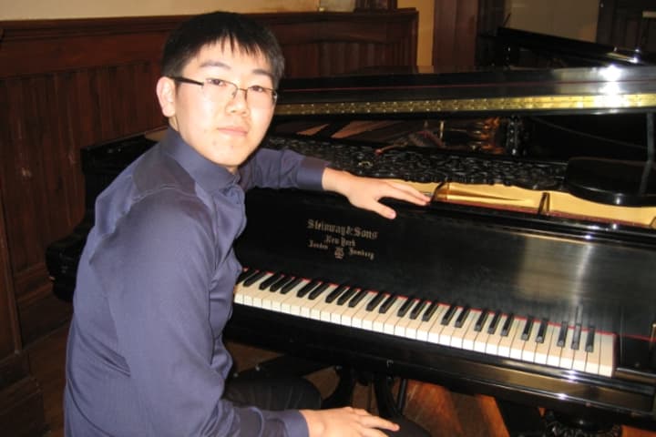 Yohan Kwon was one of three winners of the annual concerto competition sponsored by the American Chamber Orchestra.