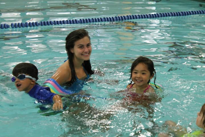 The Westport Weston Family Y will offer free swimming lessons during spring break. 