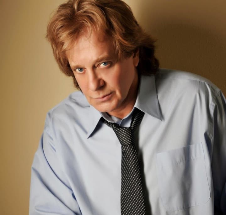 Eddie Money is coming to Milford, with oysters.