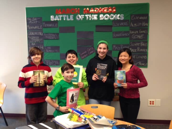 The Briarcliff Middle School library is bringing the spirit of March Madness to its students with &quot;Battle of the Books.&quot; 