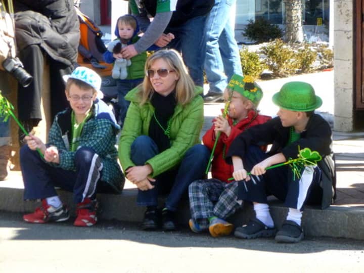 Darien earned seventh place in a new list of the 10 Best Places To Live in Connecticut. Betsy Roberts gets ready to watch Stamford&#x27;s 2013 St. Patrick&#x27;s Day Parade with kids Ryan, 8, Sean, 5, and Ted, 11.