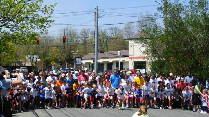 Runners in the Rye Derby can choose between a 5K race and a 5 mile race,