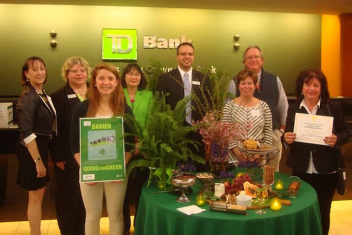 Darien Chamber of Commerce members, TD Bank staff and award winners at the Darien Going for Green awards ceremony.
