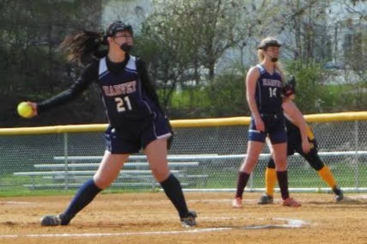 Selena Cummings fired a one-hitter for Harvey in its softball win over Storm King.