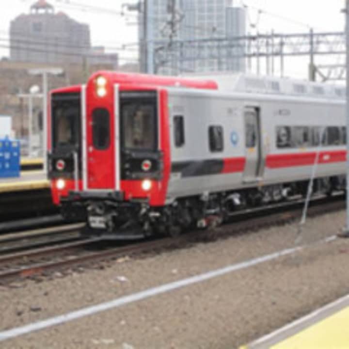 Connecticut and Metro-North will retire the last four bar cars on the New Haven line this week. 