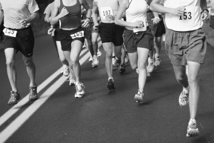 Sign up now for the New Castle 10K Road Race