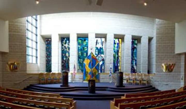 Greenwich&#x27;s Temple Sholom is displaying a new exhibit from international photographer Todd Shapera. 