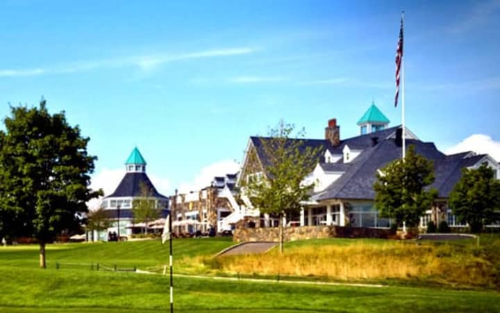 The Yorktown Chamber of Commerce is inviting residents for an evening of dance and celebration at Trump National Golf Course.