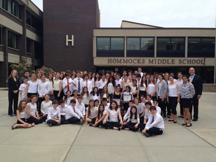 The Hommocks Chamber Orchestra and Hommocks Camerata earned gold medals at the New York State Music Association Majors Festival.