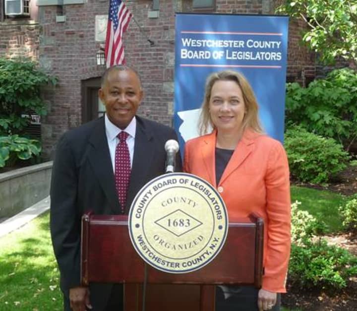  Westchester County Legislator Catherine Parker has introduced new legislation to ban the use of heating oils No. 6 and No. 4. 