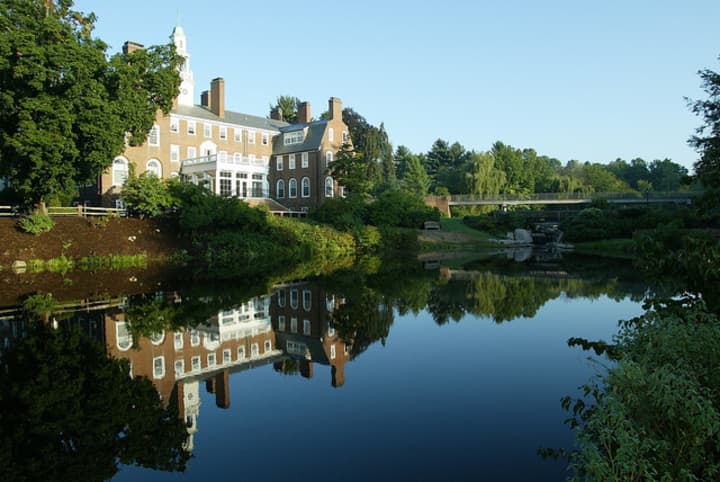 Several Greenwich residents were named to the dean&#x27;s list at Choate Rosemary Hall recently. 