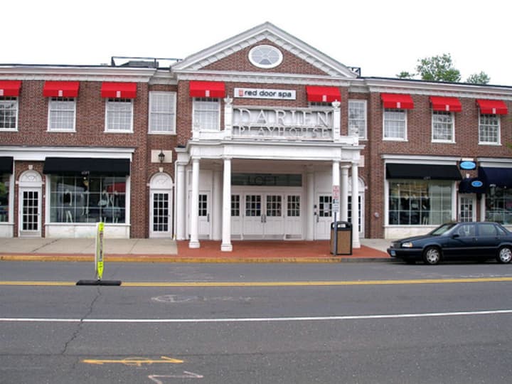 The space formerly used by the Red Door Spa in the Darien Playhouse has a new tenant. 