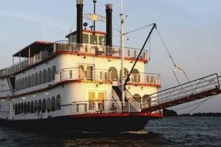 The first Sunset on the Sound cruise has been canceled because of mechanical problems on the Island Belle. 