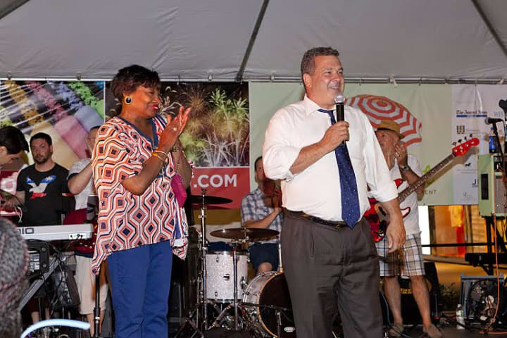 State Sen. Andrea Stewart-Cousins and Yonkers Mayor Mike Spano joined in on the festivities at Cross County Shopping Centers 60 Years of Summers event. 