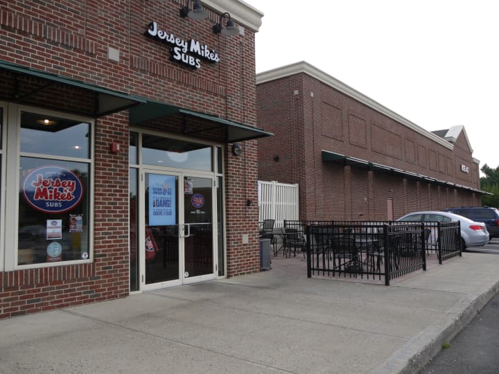 Jersey Mike&#x27;s, a new sandwich shop in Ridgefield, boasts freshly made items, from the meats sliced to order and the bread baked in the morning.