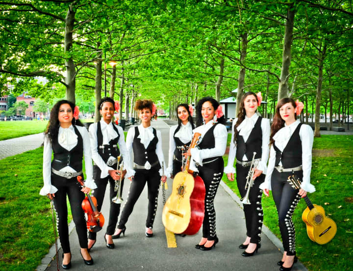 Mariachi Flor de Toloache will play after the salsa-making competition.